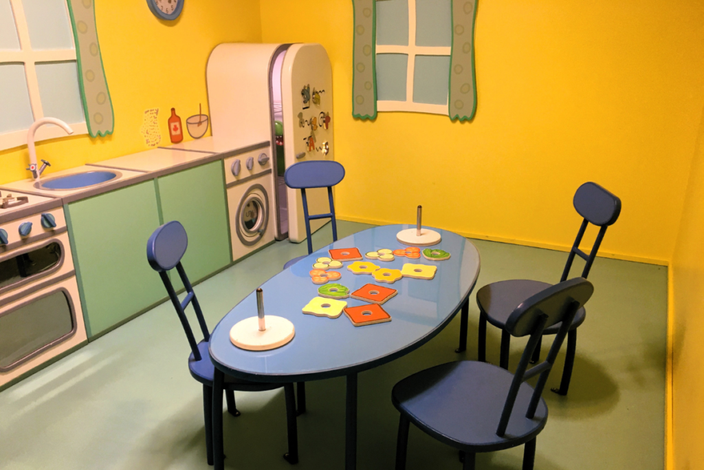 Peppa Pigs playhouse